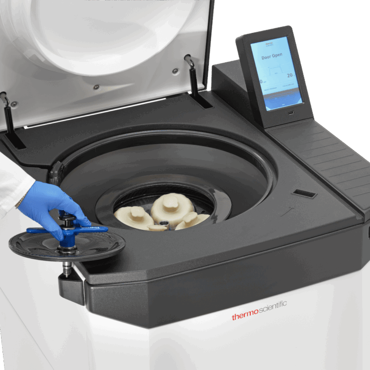 LYNX 4000 F10 hand lid placement 4794